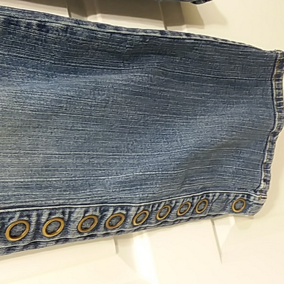 Roba Jean's With Large Snaps Detail - Picture 6 of 15